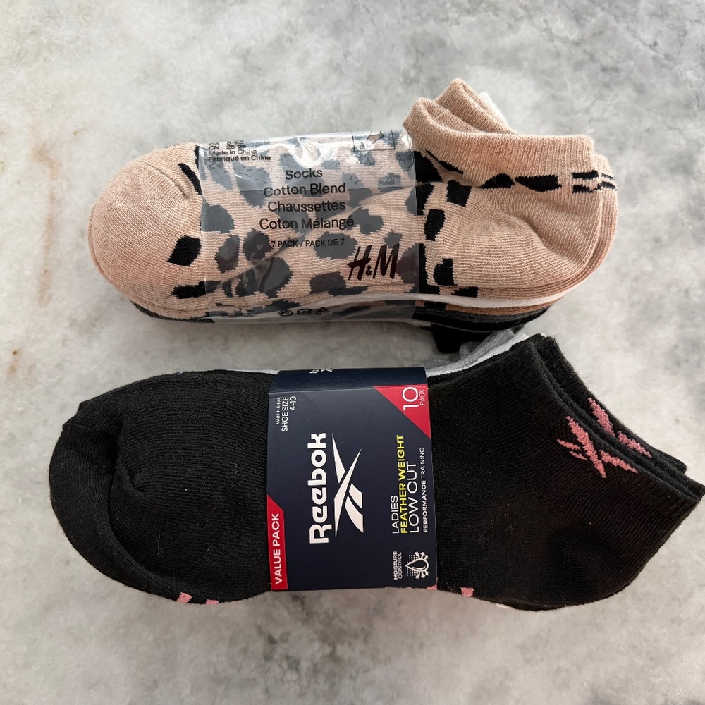 NWT 17 Pairs of Low Cut Socks Reebok / H&M